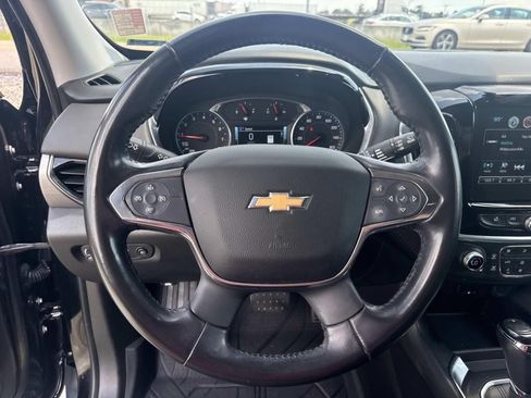 Used 2019 Chevrolet Traverse LT w/ LT Premium Package AWD/4WD image 22
