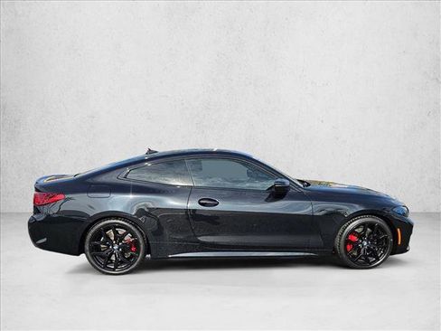 Certified 2025 BMW 430i Coupe w/ M Sport Package image 4