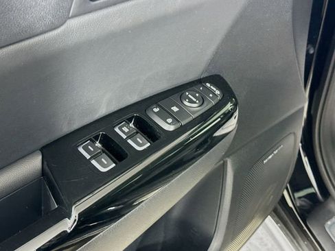 Used 2019 Kia Sportage SX image 18