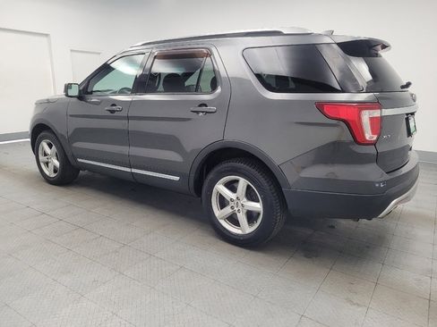 Used 2016 Ford Explorer XLT w/ Equipment Group 202A AWD/4WD image 3