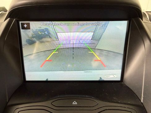 Used 2016 Ford Escape SE w/ Equipment Group 201A image 14