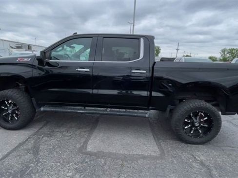 Used 2019 Chevrolet Silverado 1500 LTZ w/ LTZ Premium Package image 7