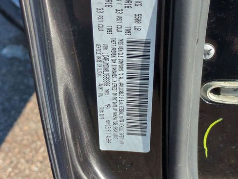 Used 2020 Jeep Cherokee Limited image 39