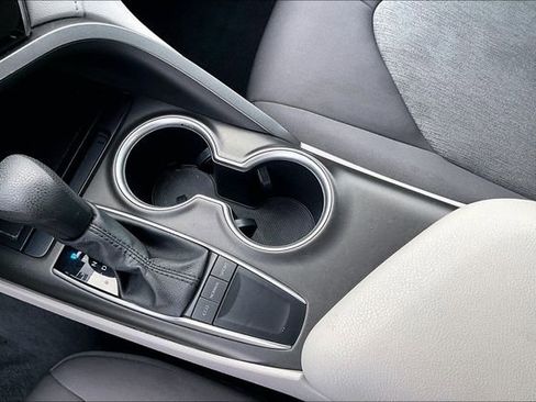 Used 2024 Toyota Camry LE image 19