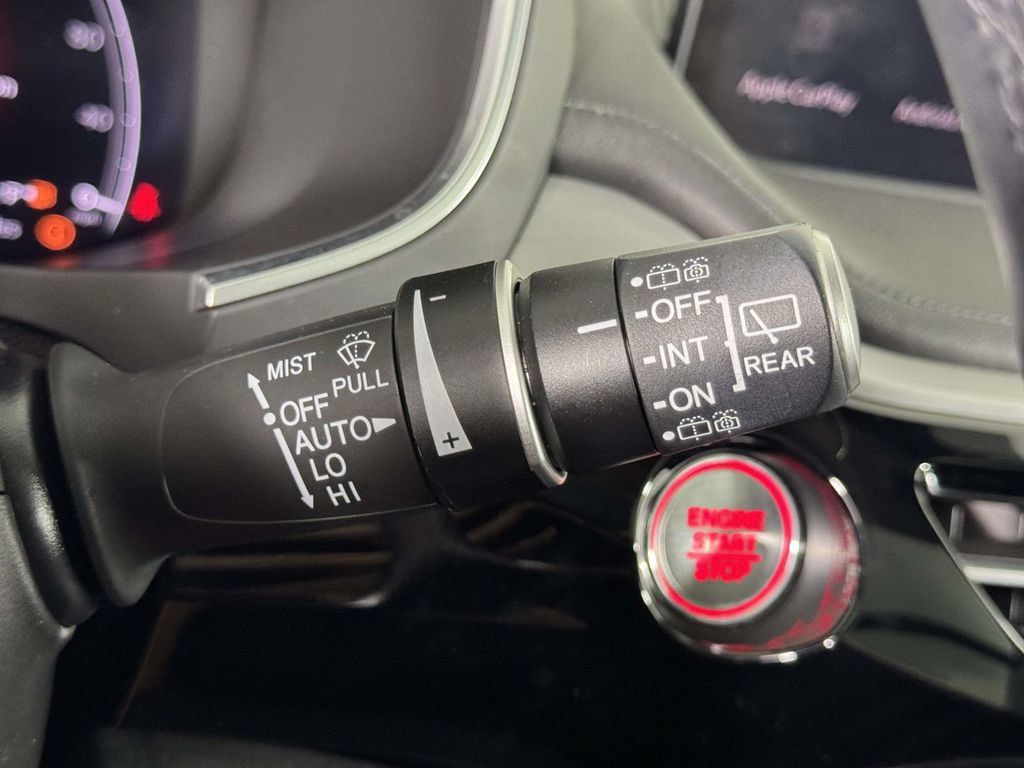 Used 2024 Acura MDX w/ Technology Package AWD/4WD image 24