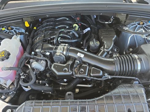 Used 2025 Jeep Grand Cherokee L Summit AWD/4WD image 32