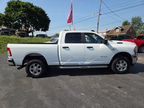 Certified 2024 RAM 2500 Big Horn w/ Off Road Package AWD/4WD image 2