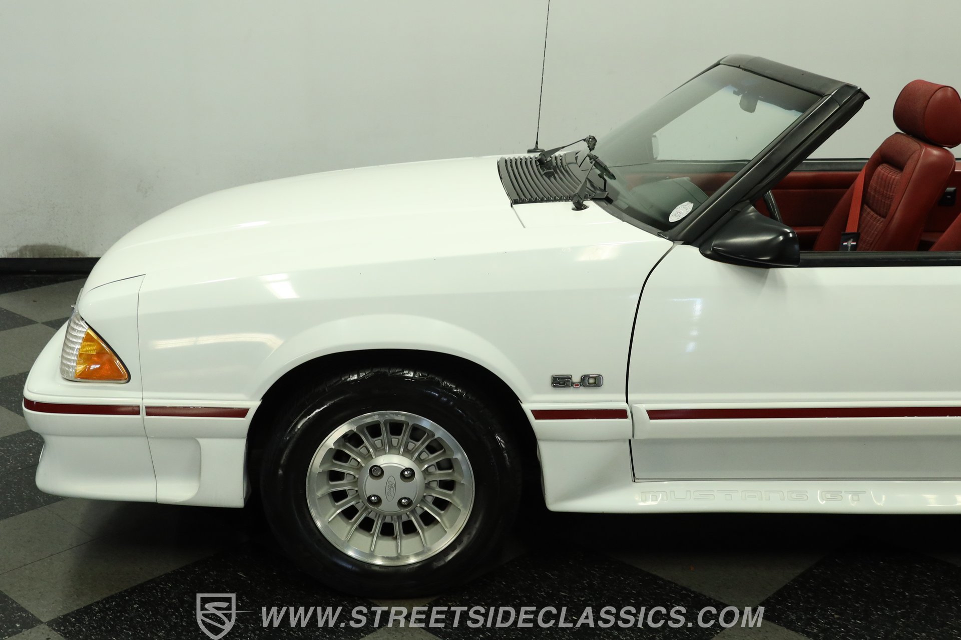 Used 1987 Ford Mustang GT RWD image 23