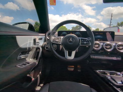 Used 2023 Mercedes-Benz CLA 250 4MATIC image 13