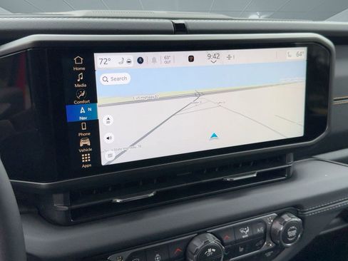 New 2025 Jeep Gladiator Sport image 24