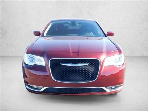 Used 2021 Chrysler 300 Touring w/ Driver Convenience Group RWD image 4