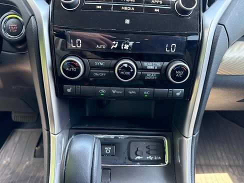 Used 2022 Subaru Ascent Premium w/ Convenience Package AWD/4WD image 15