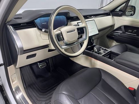 Used 2023 Land Rover Range Rover Long Wheelbase SE AWD/4WD image 21
