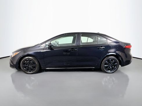 Used 2023 Toyota Corolla LE FWD image 6