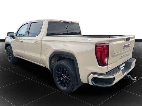 Used 2022 GMC Sierra 1500 Elevation image 3
