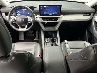 New 2026 Ford Explorer Active w/ Active Comfort Package