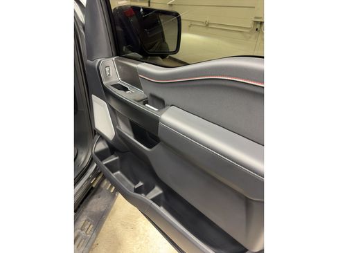Used 2025 Ford F150 Raptor AWD/4WD image 28