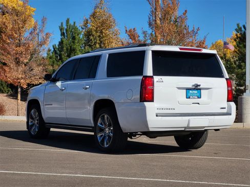 Used 2018 Chevrolet Suburban Premier image 7