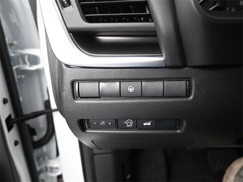 New 2026 Nissan Rogue SV image 24