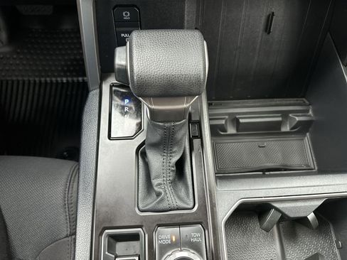 Used 2024 Toyota Tundra SR5 w/ SR5 Convenience Package image 27