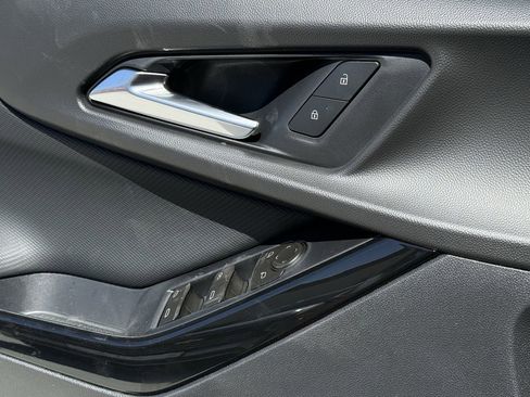 New 2026 Chevrolet Equinox LT w/ Safety and Technology Package image 19