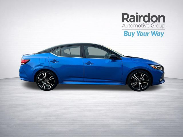 Used 2022 Nissan Sentra SR w/ SR Premium Package FWD image 8