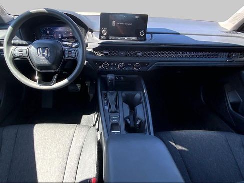 Used 2025 Honda Accord SE image 15