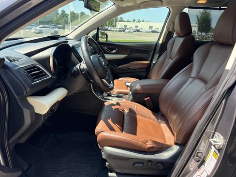 Used 2019 Subaru Ascent Touring w/ Popular Package #2 AWD/4WD image 12