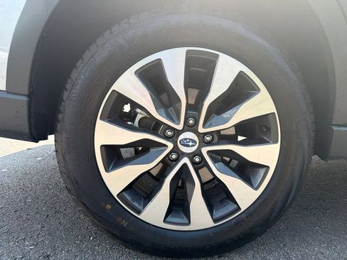 Certified 2024 Subaru Outback Touring XT AWD/4WD image 12