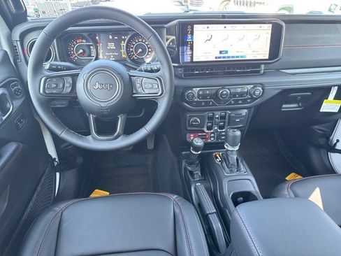 New 2026 Jeep Wrangler Unlimited Rubicon AWD/4WD image 22