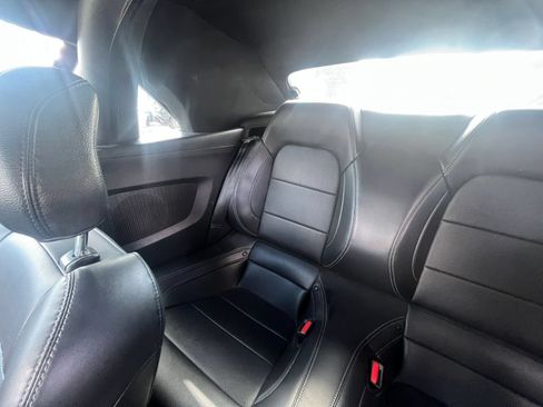 Used 2022 Ford Mustang GT Premium w/ GT Performance Package RWD image 39