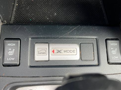 Used 2015 Subaru Forester 2.5i Limited AWD/4WD image 18