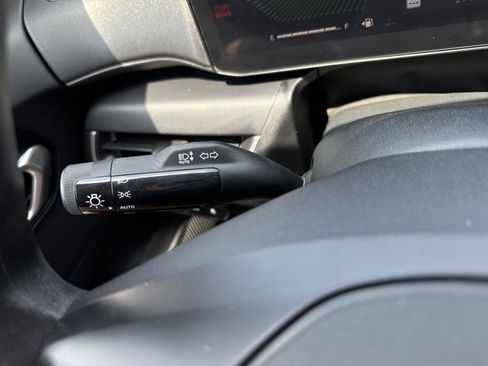 Used 2025 Kia K4 FWD image 20