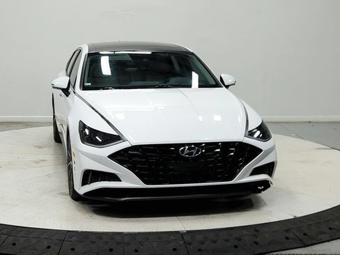 Used 2023 Hyundai Sonata Limited FWD image 3