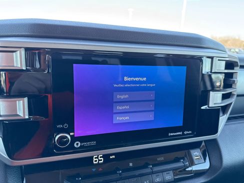 Used 2023 Toyota Tundra SR5 w/ SR5 Convenience Package image 12