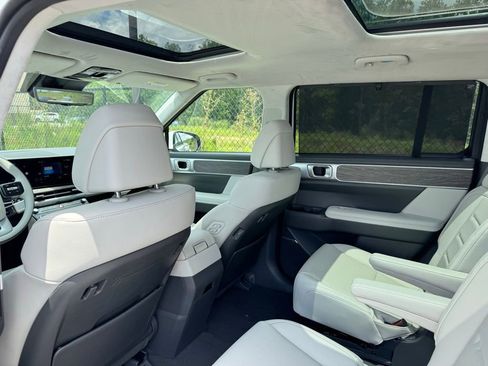 Used 2025 Hyundai Santa Fe Calligraphy image 25