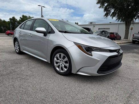 Used 2024 Toyota Corolla LE FWD image 13