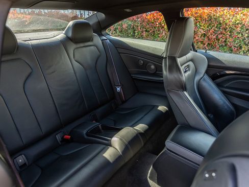 Used 2019 BMW M4 Coupe w/ Competition Package image 33