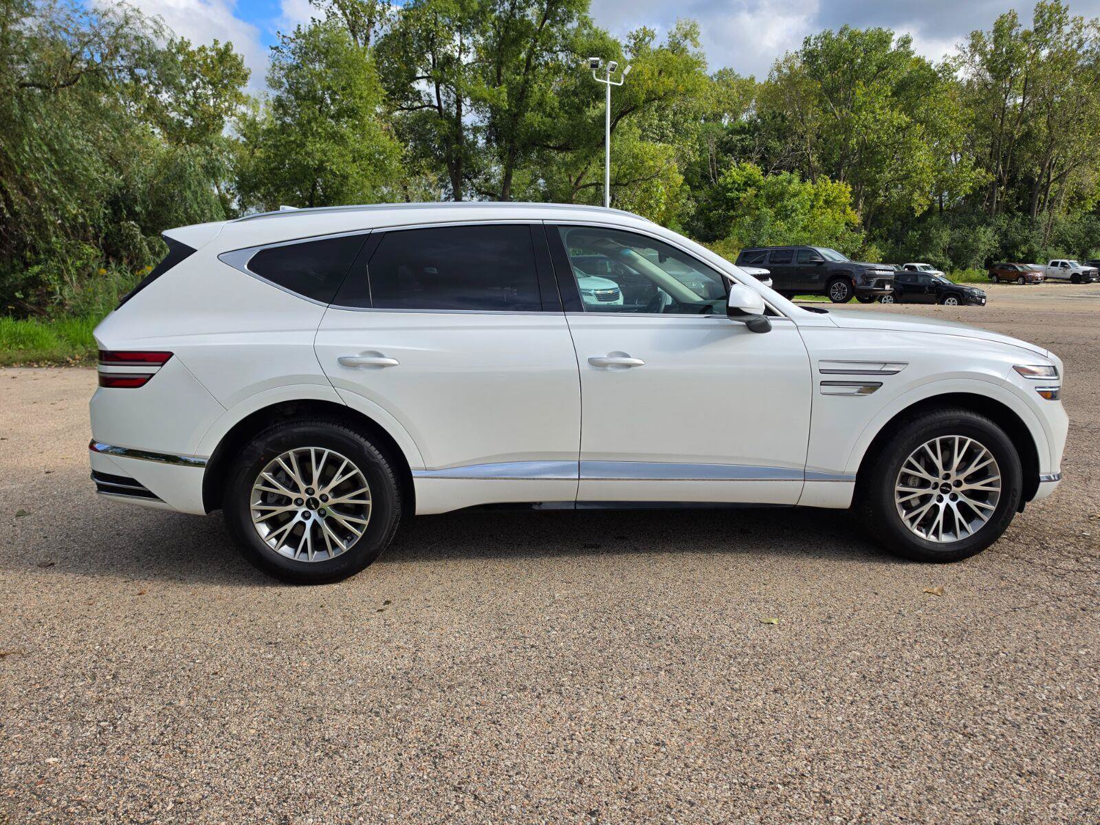 Used 2025 Genesis GV80 2.5T Standard AWD/4WD image 2