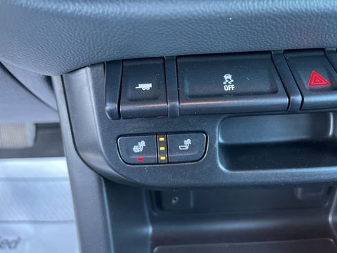 Used 2016 Chevrolet Colorado Z71 image 17