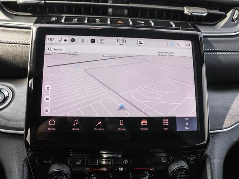 New 2025 Jeep Grand Cherokee L Limited image 18