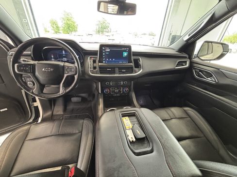 Used 2022 Chevrolet Suburban RST w/ Luxury Package AWD/4WD image 10