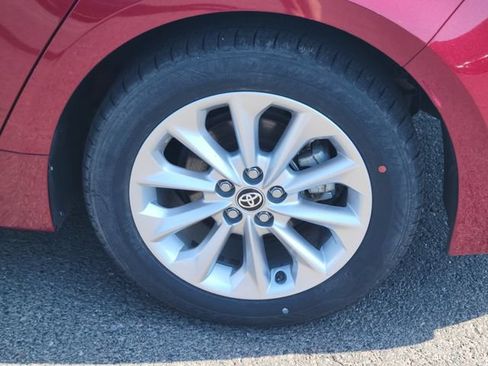 Used 2022 Toyota Corolla LE w/ LE Convenience Package FWD image 14