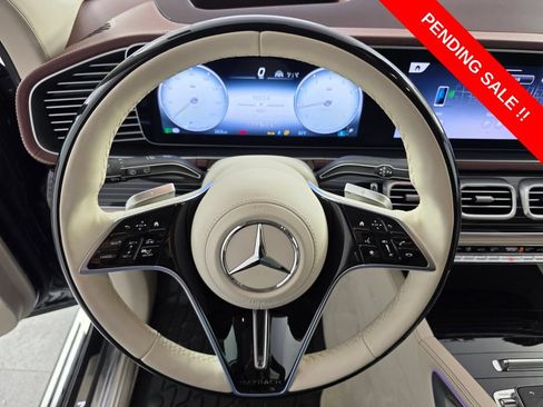 Certified 2025 Mercedes-Benz Maybach GLS 600 4MATIC image 21