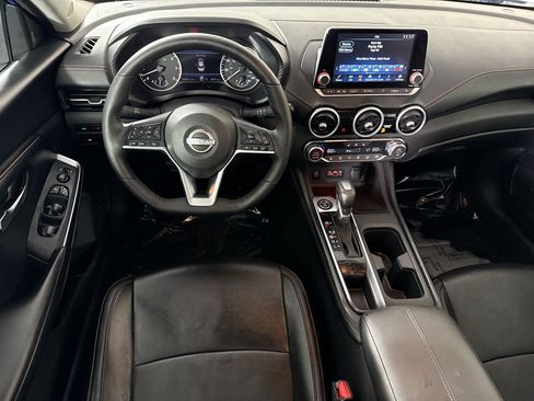 Used 2024 Nissan Sentra SR w/ SR Premium Package FWD image 17