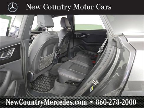Used 2019 Audi Q8 Premium Plus w/ Premium Plus image 13