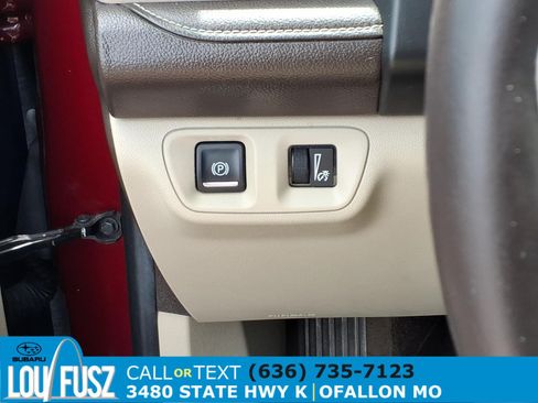 Used 2017 GMC Acadia Denali w/ Technology Package FWD image 21