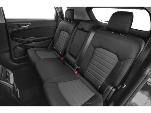 Used 2019 Ford Edge SE image 48