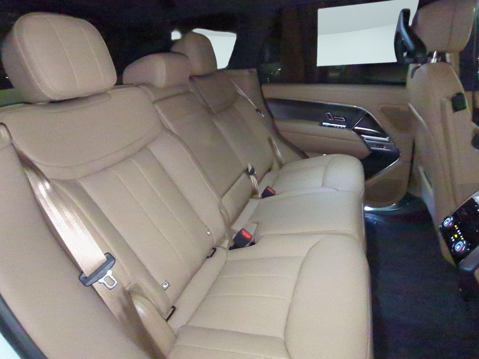 New 2026 Land Rover Range Rover SE AWD/4WD image 29