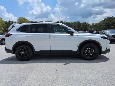 Used 2025 Honda CR-V Sport-L image 3